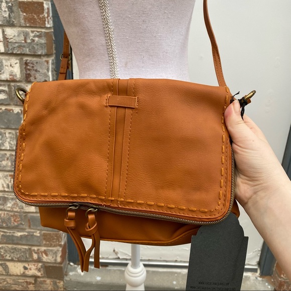 NWT T-Shirt & Jeans Bonita Flap Crossbody bag - Picture 3 of 12